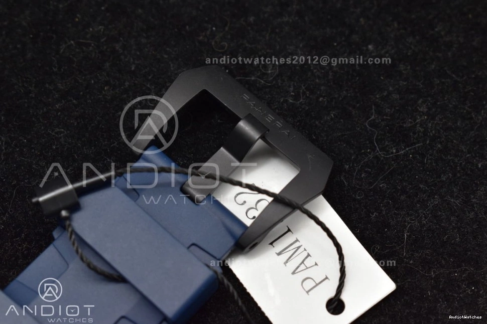 Dial W 439 Trendsetting P Best Carbotech SBF Blue 1:1 Blue Rubber Edition Strap PAM1232 on 0124